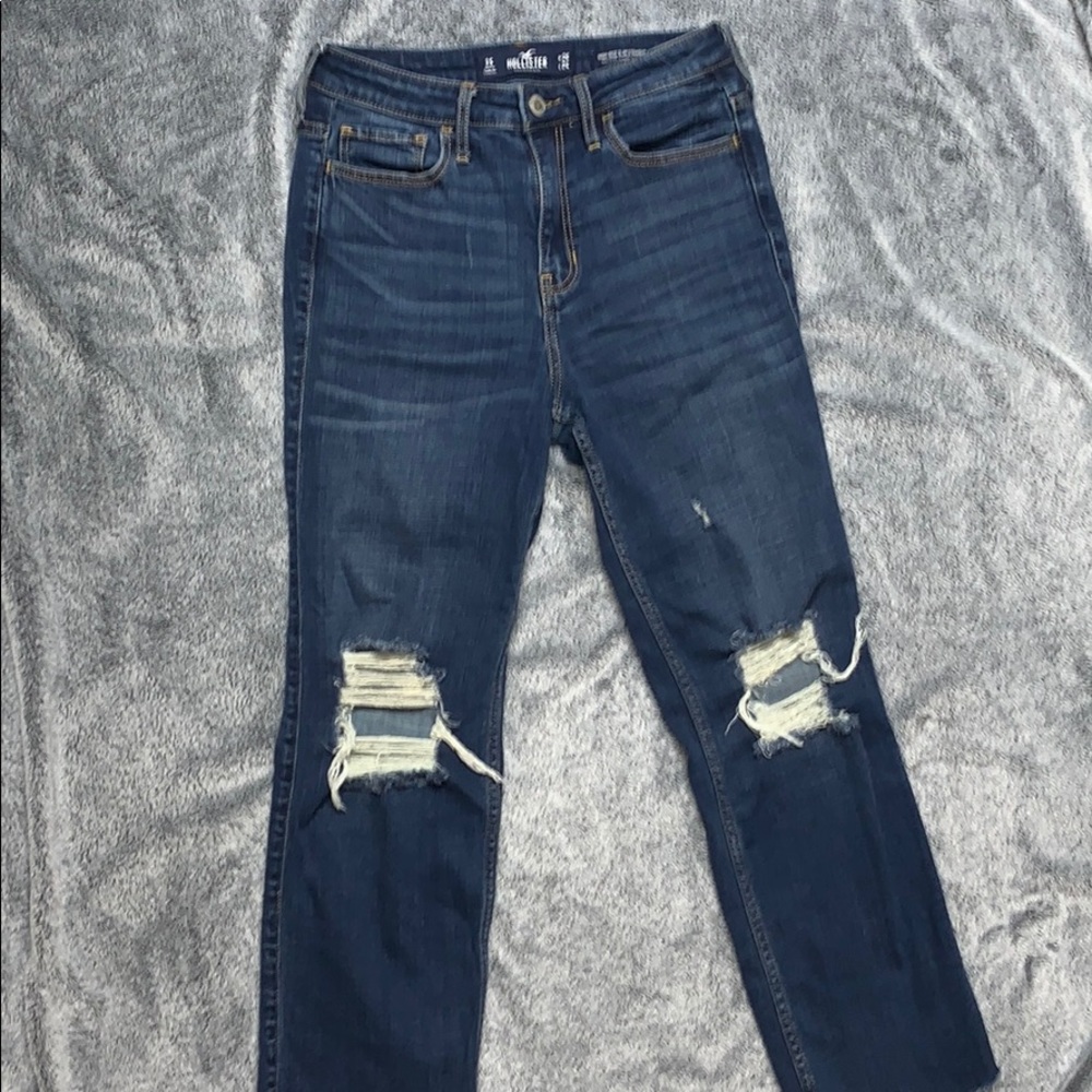 Hollister High Rise Slim Straight Crop Jeans